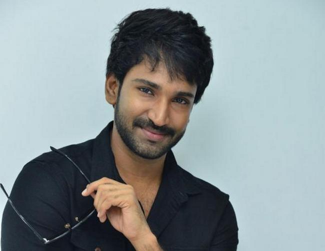 Allu Arjun To Lock Horns With Aadhi Pinisetty In Sukumars Pushpa   Filmibeat