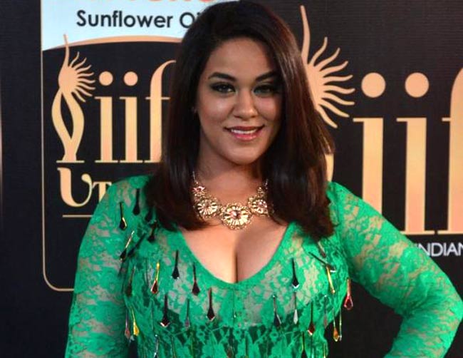 Mumaith Khan
