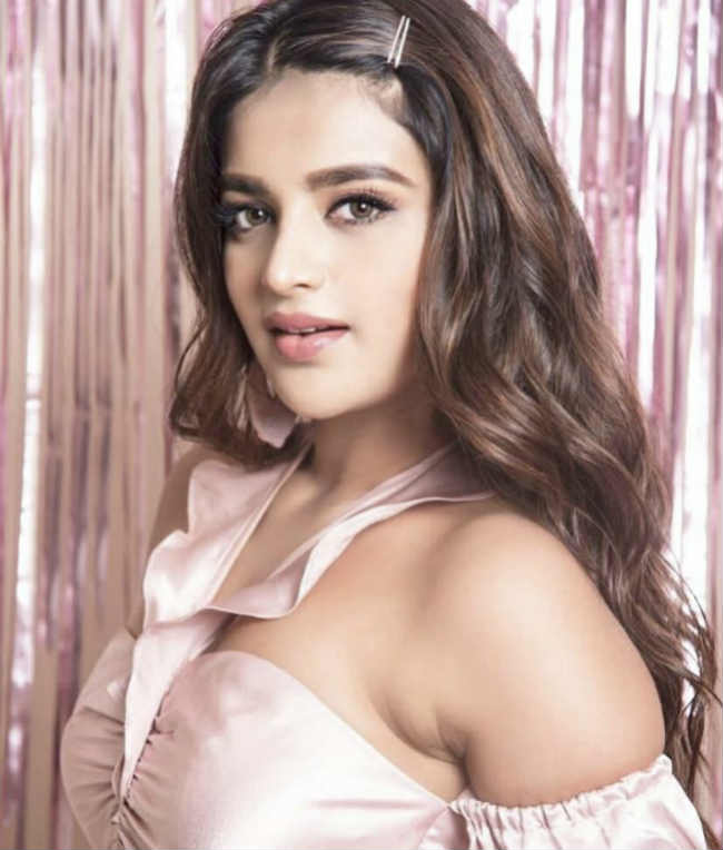 Nidhi Agerwal to perform at FNCC tonight | telugucinema.com